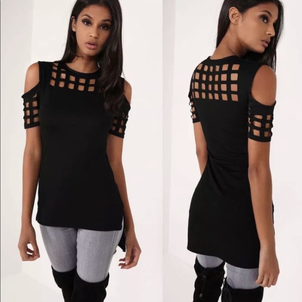 💕Delilah Hollow Out Cold shoulder top